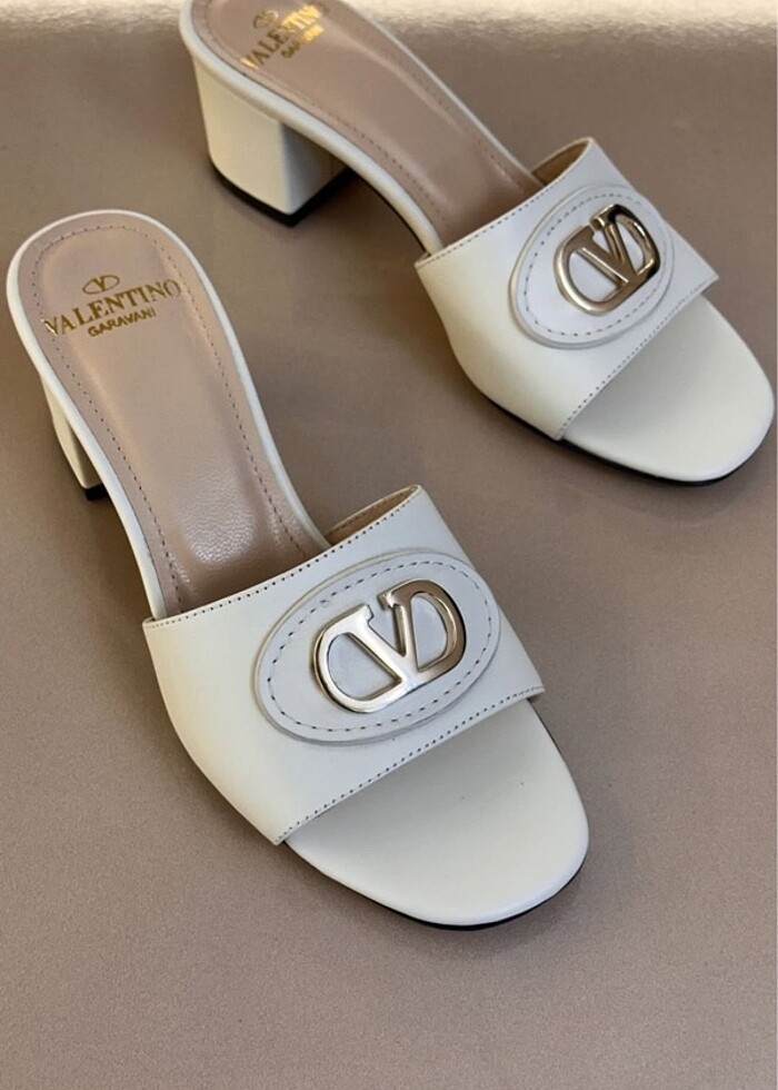 Valentıno topuklu terlik - Görsel 4