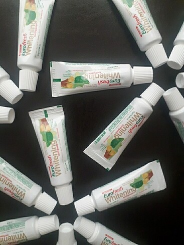 Farmasi Whitening Toothpaste Farmasi Aloe Vera & Misvak aromalı Diş Macu