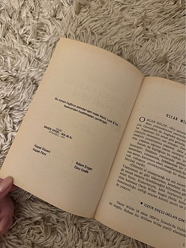  Beden Renk Dorian Gray?in Portresi Kitap (1991 basım)