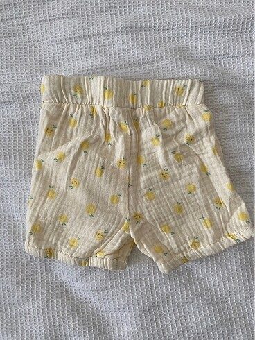 Zara Bebek limon desen müslin şort