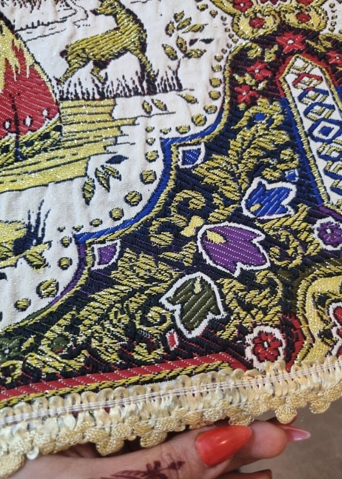 Dönem ürünü goblen yatak örtüsü  - Görsel 3