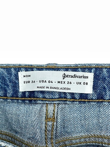 36 Beden mavi Renk Stradivarius Jean / Kot %70 İndirimli.