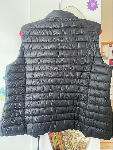 xl Beden Mango yelek