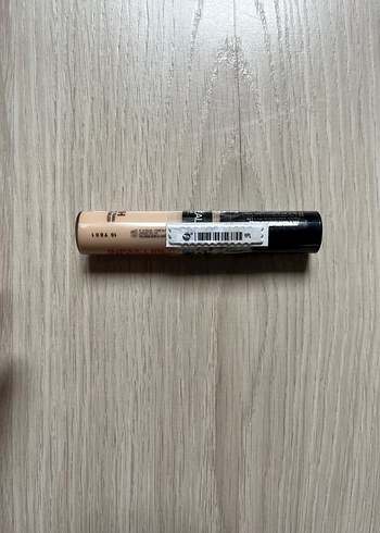 Beden Renk L'Oréal Infallible Kapatıcı 326
