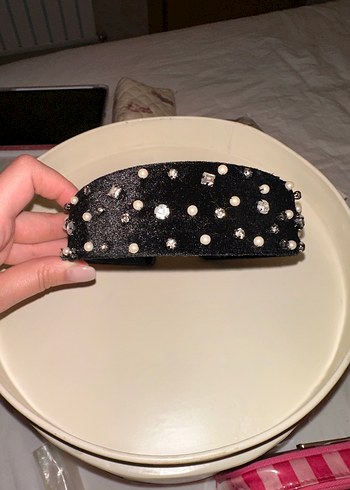 Boncuklu Taşlı İncili Siyah Zara Taç - Görsel 3