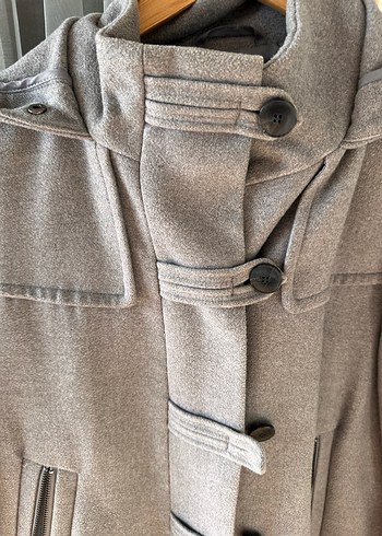 Kapüşonlu gri kadın kaban - Görsel 3