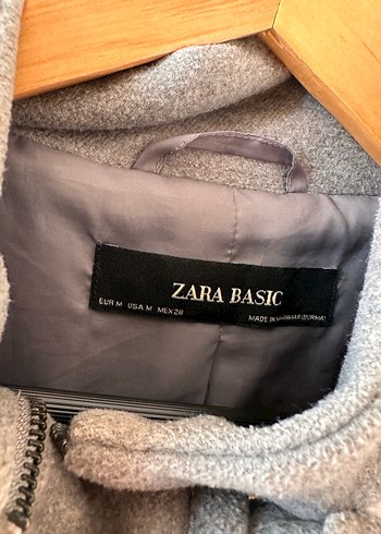 Kapüşonlu gri kadın kaban - Görsel 4