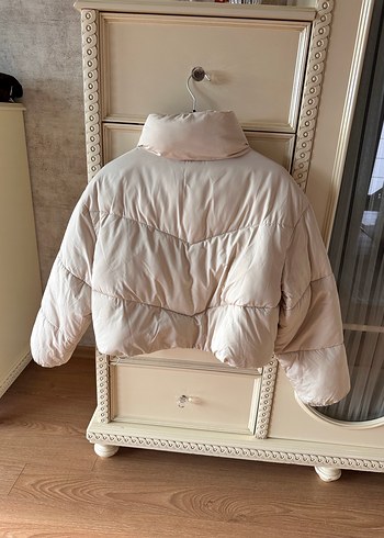 Bej Mini Kısa Kışlık Kadın Mont - Görsel 3