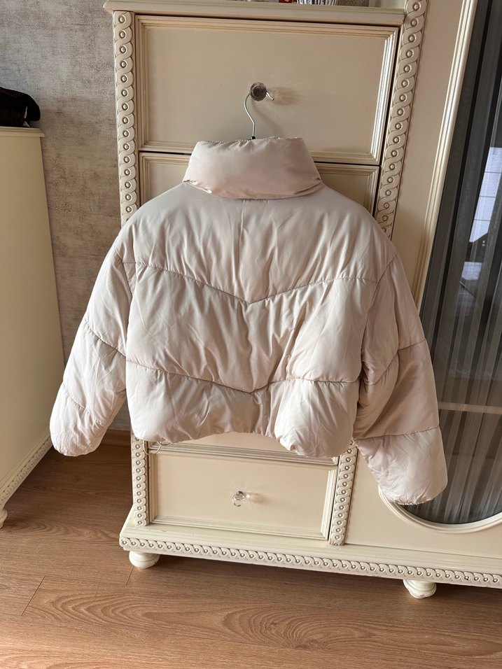 Bej Mini Kısa Kışlık Kadın Mont - Görsel 3