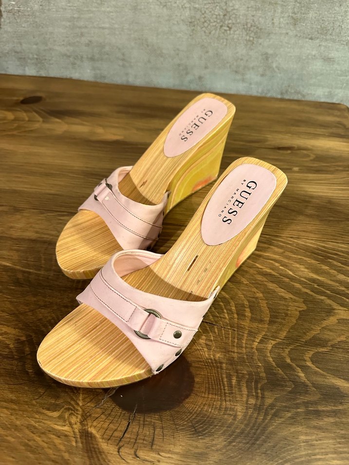 Guess Pembe Ahşap Topuklu Kadın Terlik - Görsel 2