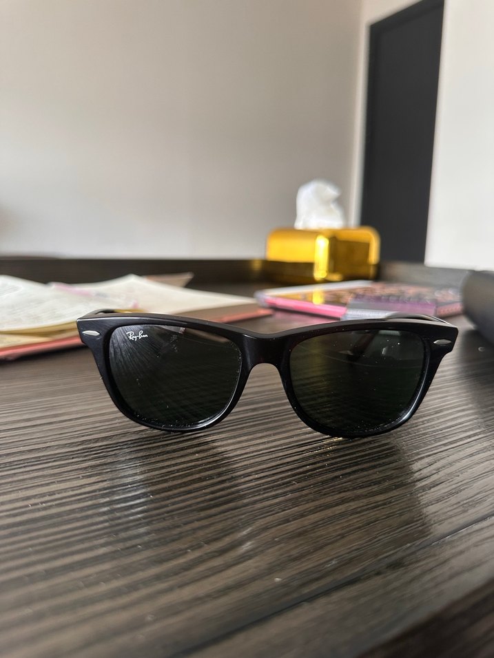 Klasik Siyah Ray-Ban Kadın Güneş Gözlüğü - Görsel 5