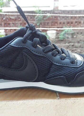 Nike Nike Siyah Spor Ayakkabı