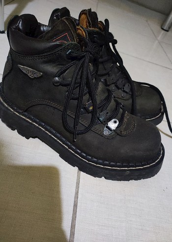 Siyah Bağcıklı Kadın Kauçuk Bot - Görsel 7