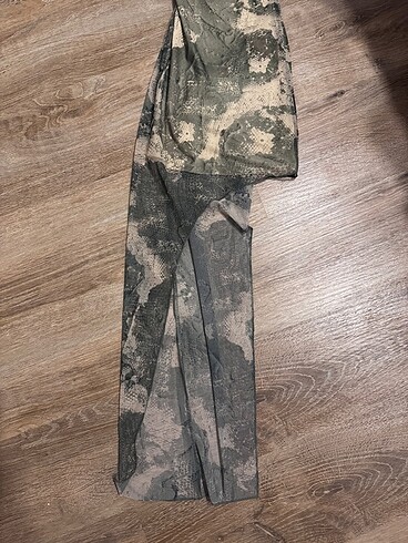 xs Beden Bershka elbise