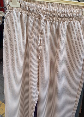 Bej Piliseli Midi Kadın Kumaş Pantolon - Görsel 2