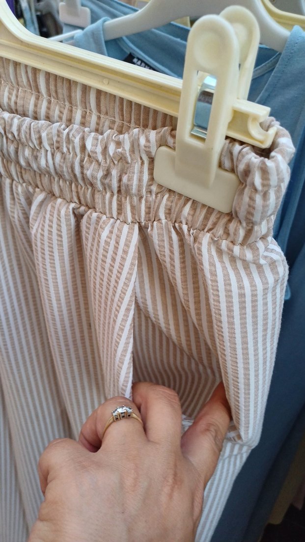 Bej Piliseli Midi Kadın Kumaş Pantolon - Görsel 4