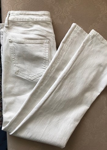 28 Beden Mavi flare jean pantolon