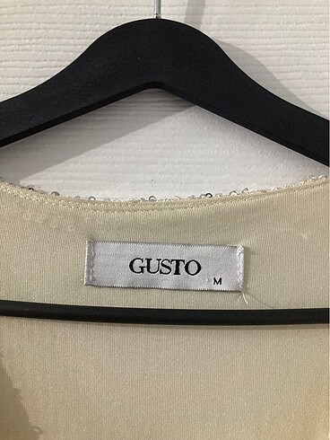 Gusto Mudo gece elbisesi