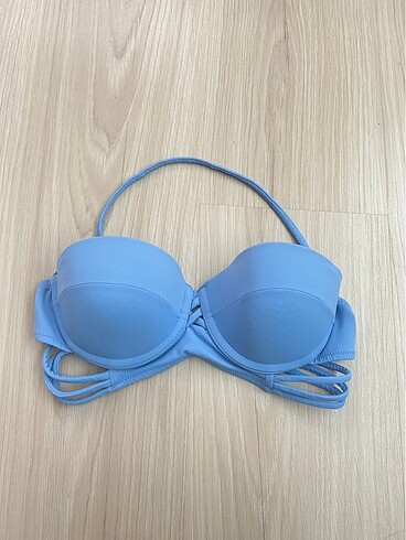 Bikini üstü