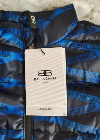 Balenciaga Balenciaga Erkek Çocuk Şişme Mont