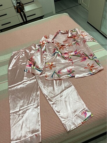 Saten pijama takımı