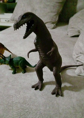Beden Koyu Gri Dinozor Aksiyon Figürü