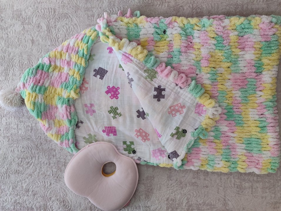 Pastel Renkli Örgü Çocuk Battaniyesi - Görsel 2