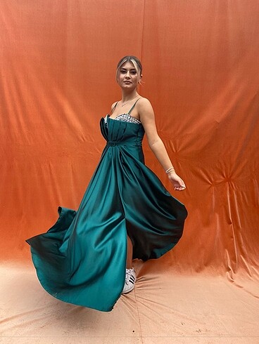 Zümrüt Yeşili Taşlı Abiye - Görsel 2