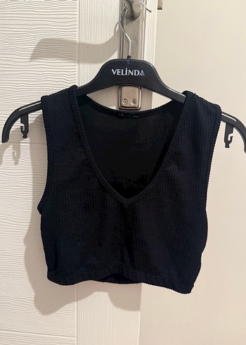 Siyah V Yakalı Kısa Crop Top