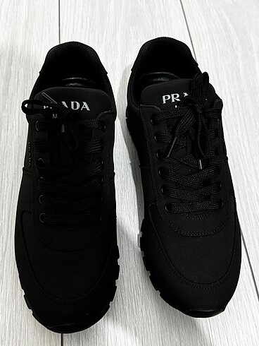 Prada orijinal ayakkabı