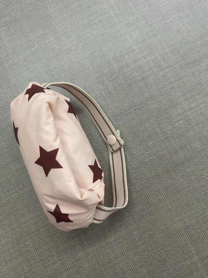 Zara Yıldız Desenli Kapüşonlu Kız Yağmurluk - Görsel 4