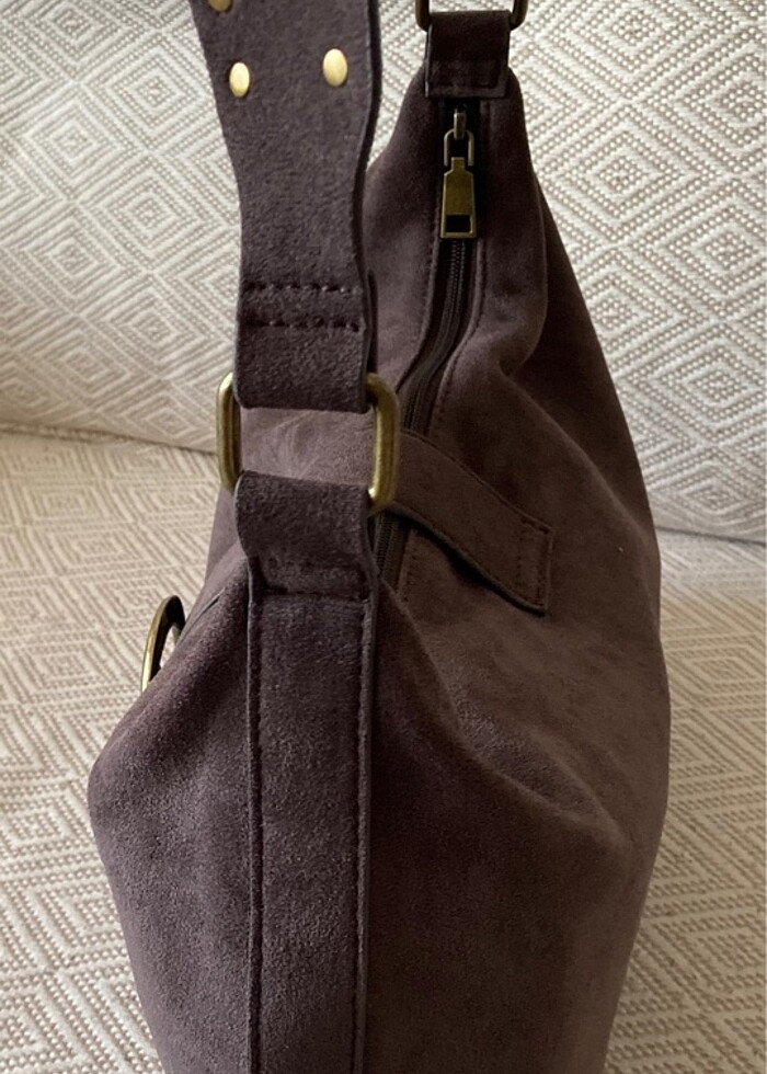 Süet Omuz Çantası - Görsel 4