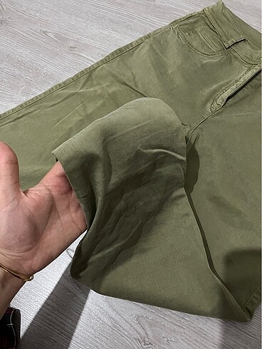 markalı pantolon - Görsel 2