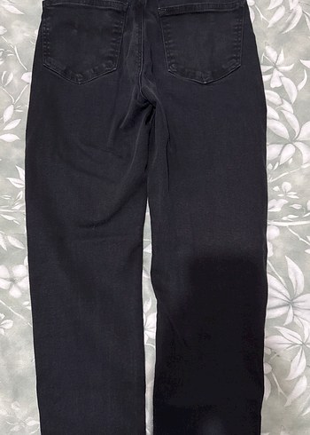 Kadın Siyah Mini Fit Düğmeli Kot Pantolon - Görsel 3