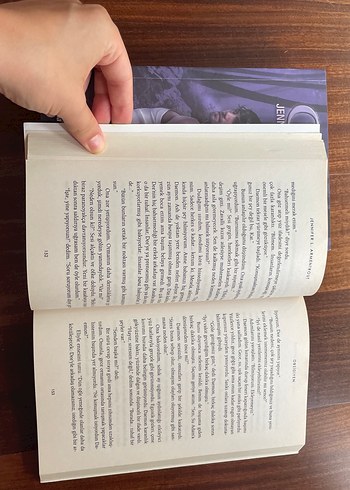  Beden Jennifer L. Armentrout - Lux Serisi 3 Kitap
