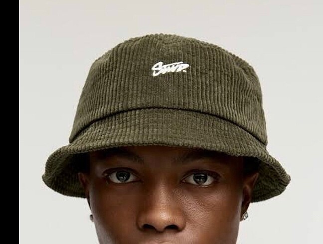 Pull and Bear Şapka