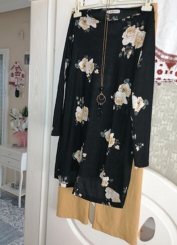 Tunik pantol üclü kolyeli takım temiz ürün hatası yoktur