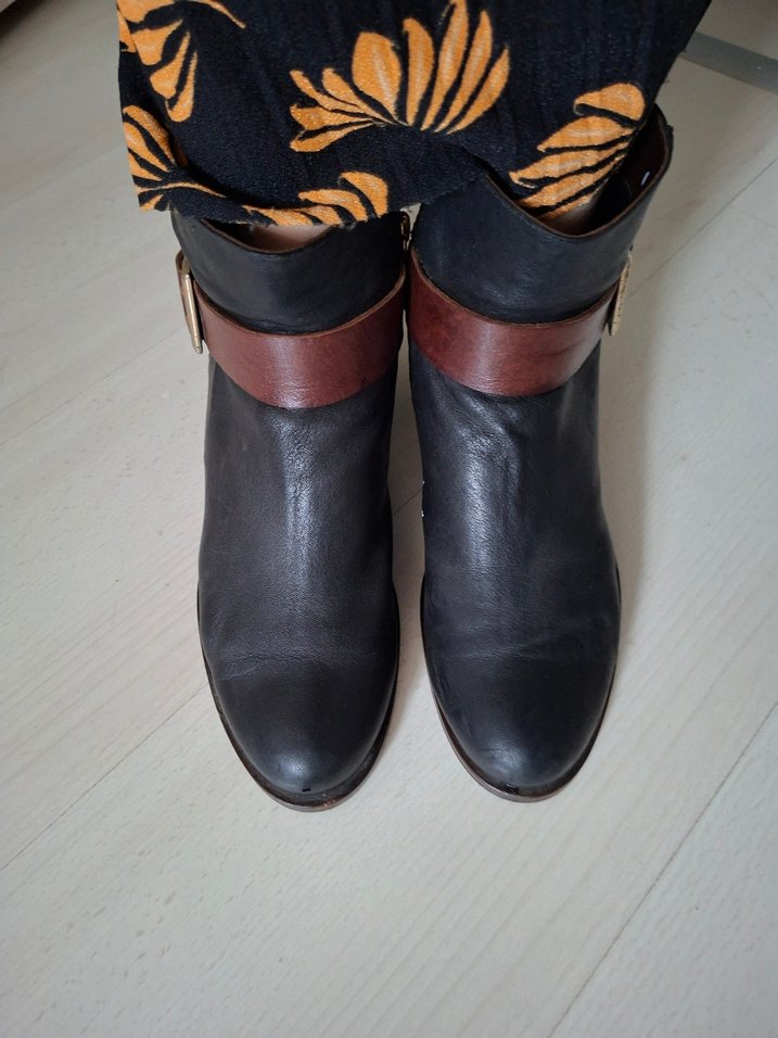 siyah Kahverengi Deri Tokalı Kadın Bot - Görsel 2