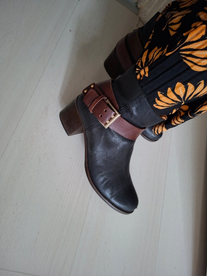 siyah Kahverengi Deri Tokalı Kadın Bot - Görsel 4