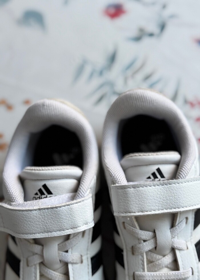 Orjinal Adidas court ayakkabı - Görsel 2