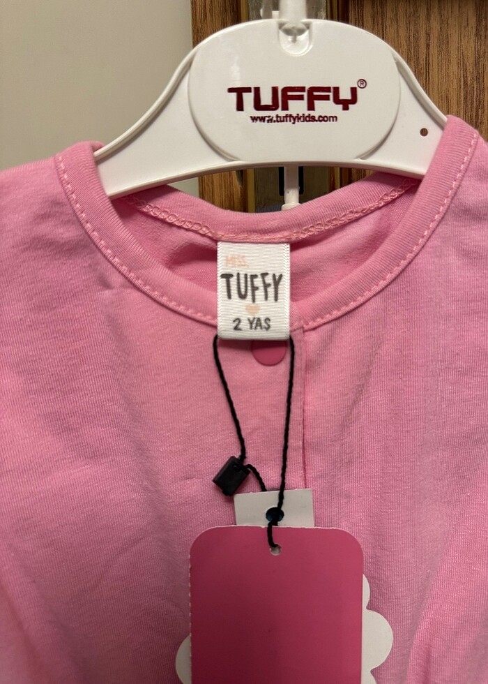 Etiketli takım - Görsel 2