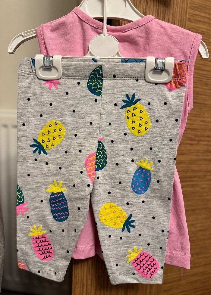 Etiketli takım - Görsel 3