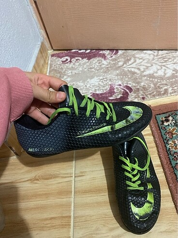 34 Beden Spor ayakkabı