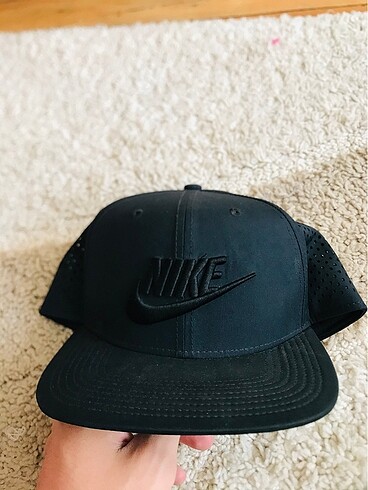  Beden Nike şapka