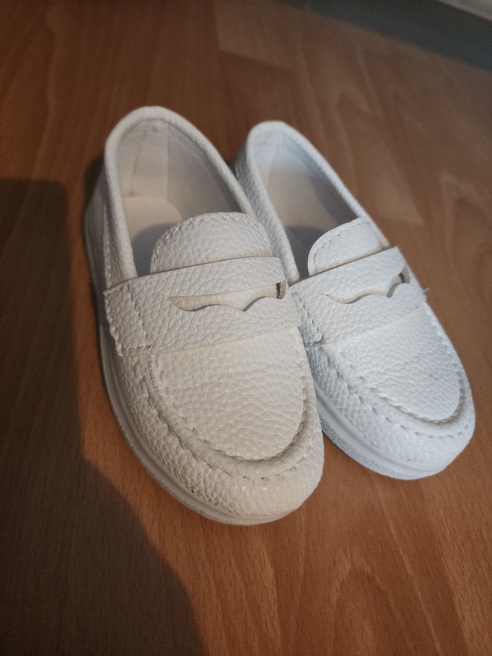 Beyaz Erkek Çocuk Günlük Ayakkabı - Görsel 2