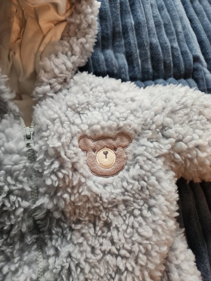 Kapüşonlu Kürklü Gri Erkek Çocuk Mont - Görsel 4