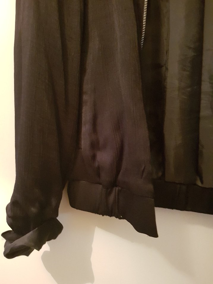 Kadın Siyah Fermuarlı Midi Ceket - Görsel 3