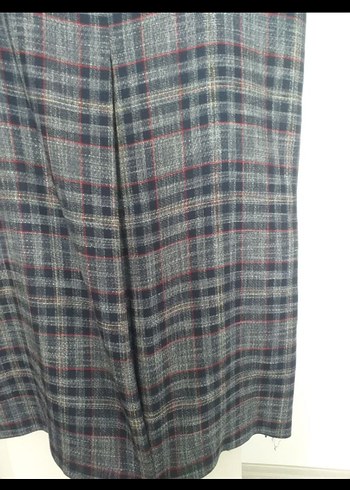 Gri Uzun Pilili Kadın Etek - Görsel 3