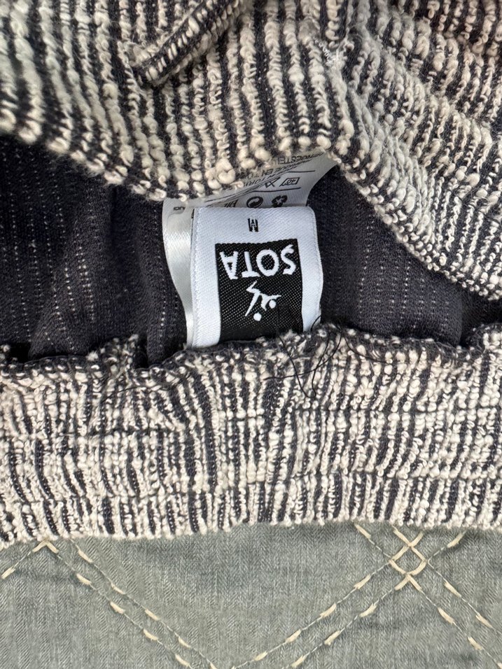 Gri Keten Bol Kesim Kemerli Erkek Şort - Görsel 4