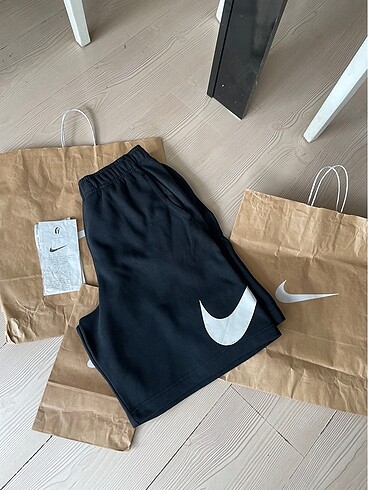 Nike şort